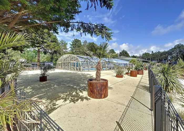 Chalet De Standing Avec Piscine Chauffee, A 300m De La - 6 Couchages, Wifi Gratuit - Fr-1-361-474 *