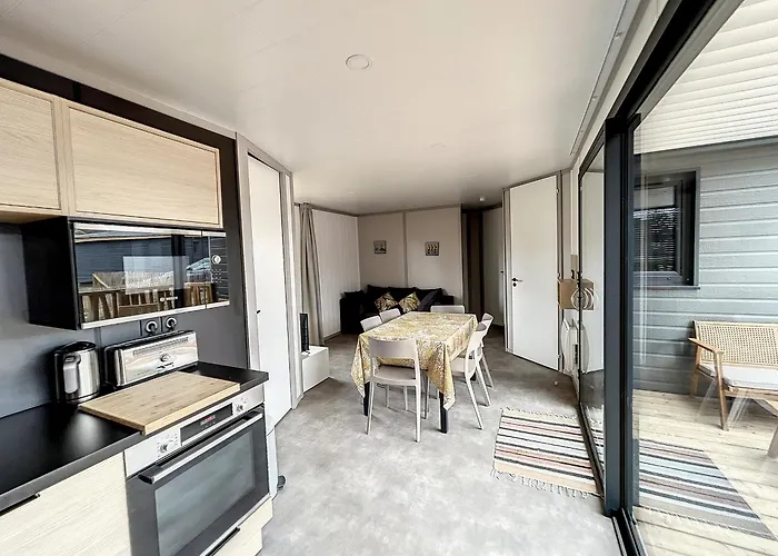 Chalet De Standing Avec Piscine Chauffee, A 300m De La - 6 Couchages, Wifi Gratuit - Fr-1-361-474 Jullouville-les-Pins